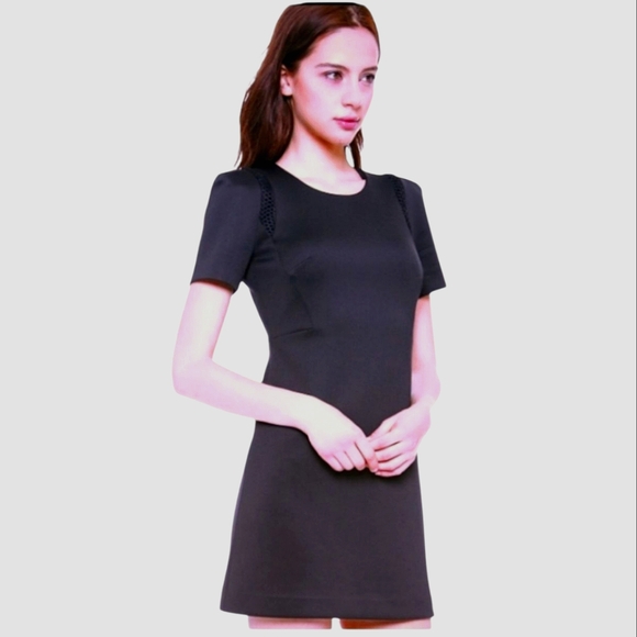 Milly Dresses & Skirts - MILLY Sleeved Shift Dress